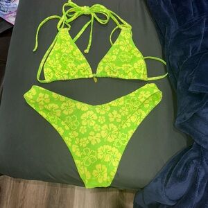 Kulani Kinis Aloha Lime